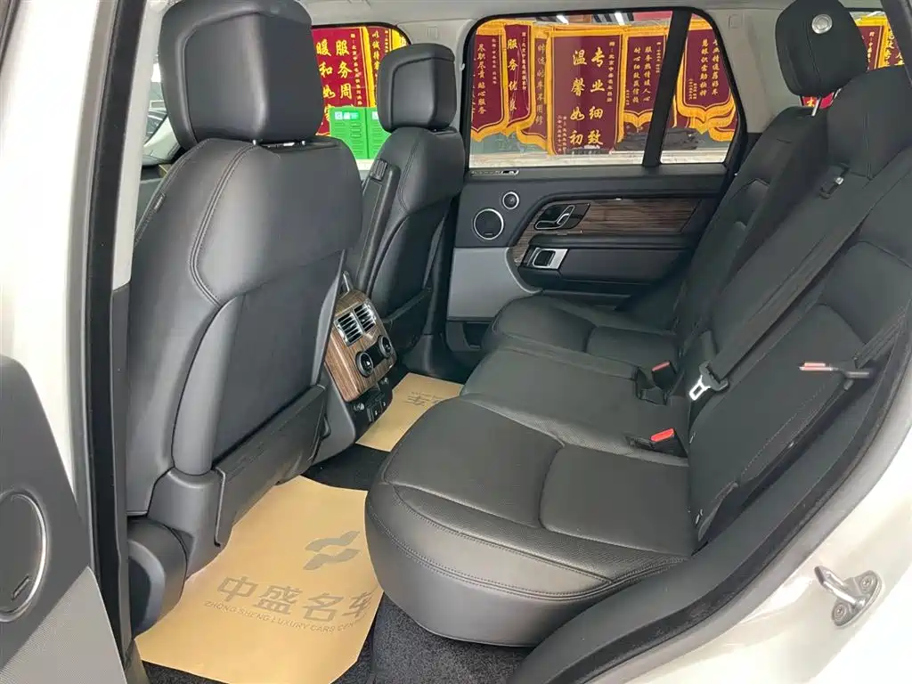 Range Rover 2018 3.0 SC V6 Vogue Heritage Edition