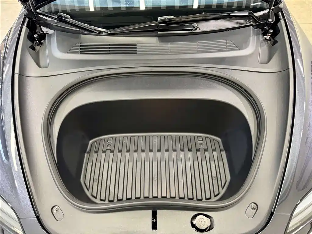 Tesla Model 3 2023 RWD