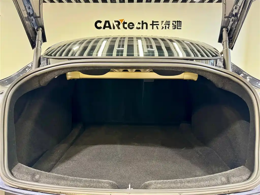 Tesla Model 3 2023 RWD