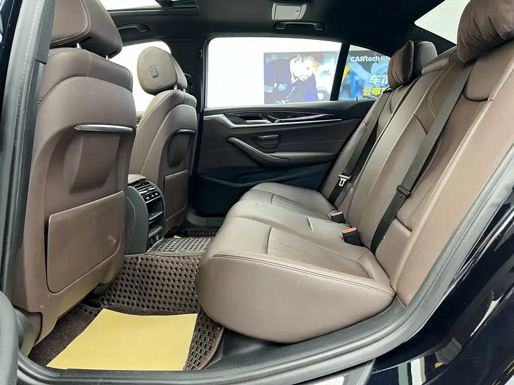BMW 5 Series 2019 525Li M Sport Package