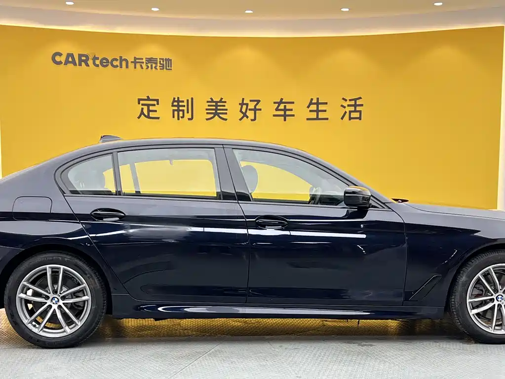 BMW 5 Series 2019 525Li M Sport Package