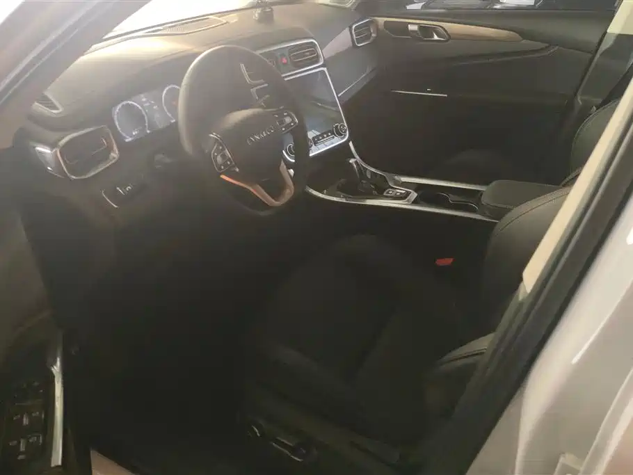 Lynk & Co 01 2017 2.0T FWD Pro
