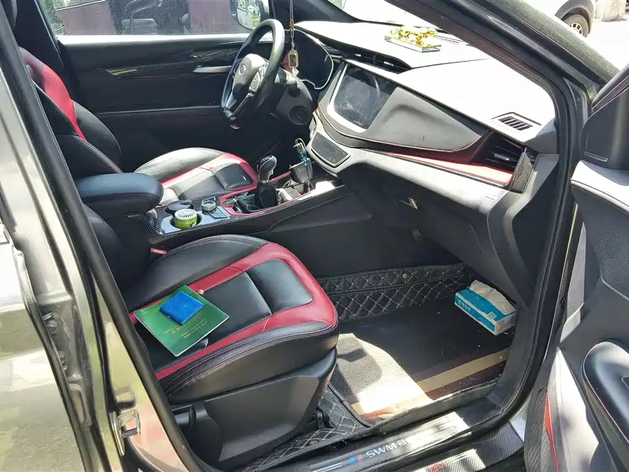 SWM Iron Man 2021 1.5T Manual Silver Edition