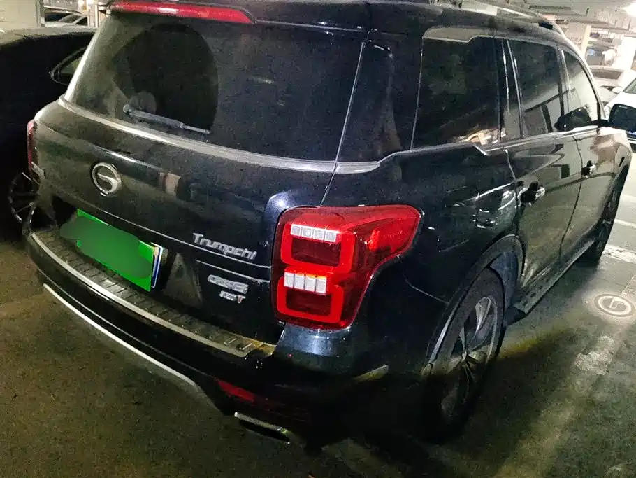 GAC Trumpchi GS8 2017 320T FWD Luxury Smart Connect Edition (7-Seater)