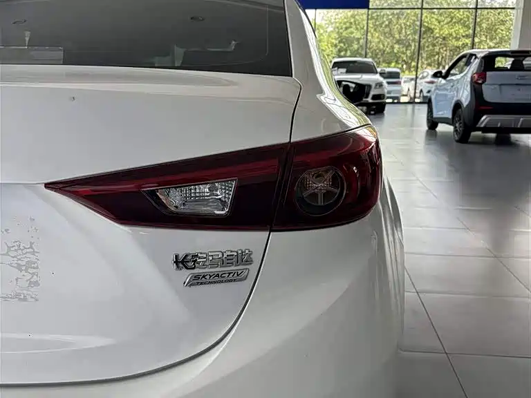 Mazda 3 Axela