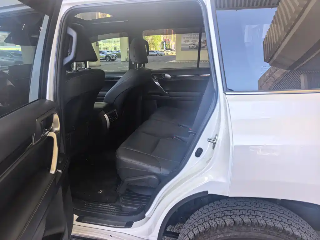 Lexus GX 460 2023 US Spec