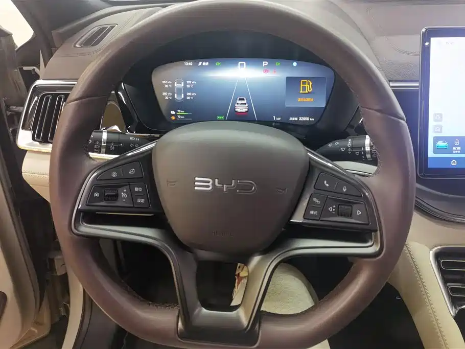 BYD Song PLUS DM-i 112KM Noble Edition 2025