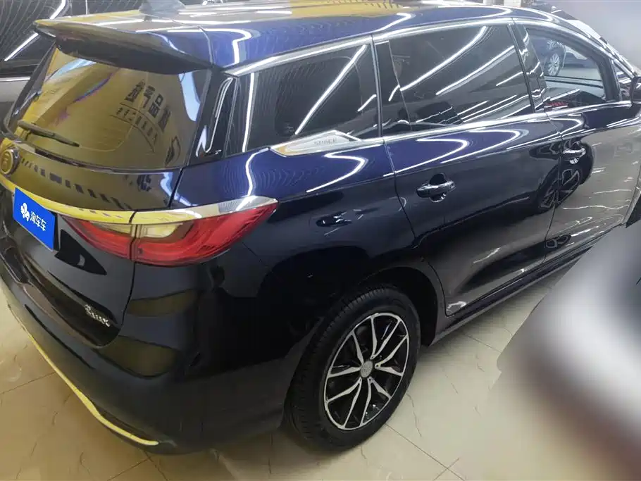 BYD Song MAX 2018 1.5T Automatic Zhilian Zunxiang 7-Seater