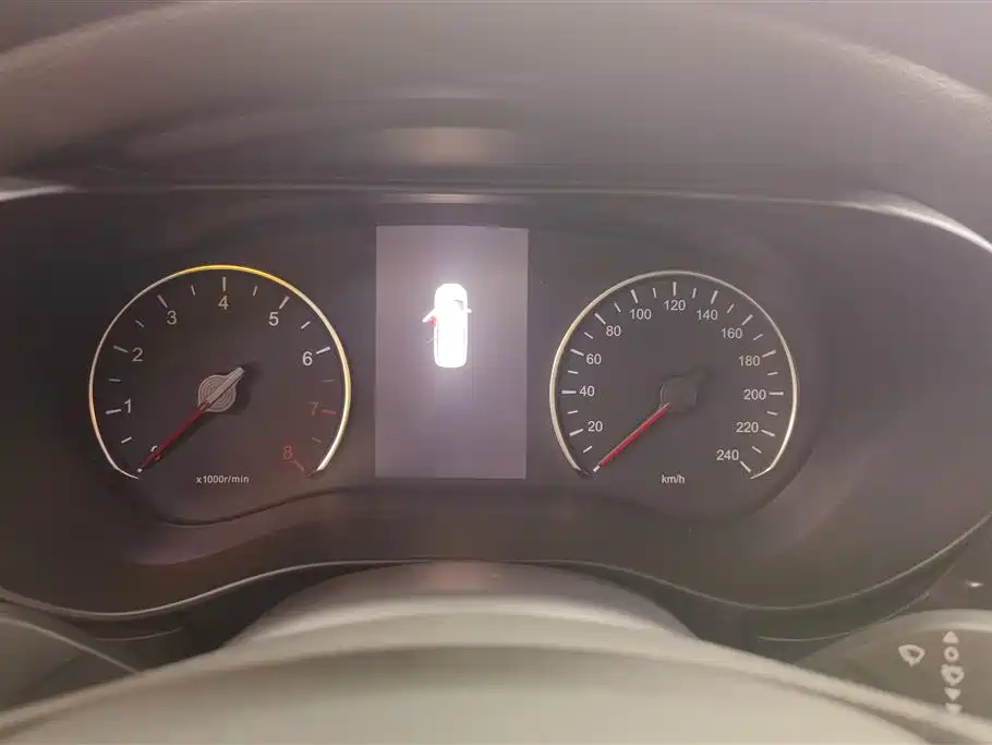 BYD Song MAX 2018 1.5T Automatic Zhilian Zunxiang 7-Seater