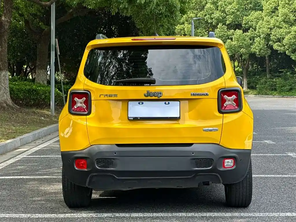 Jeep Renegade 2018 Connected Screen Edition 180T Automatic High Energy Edition
