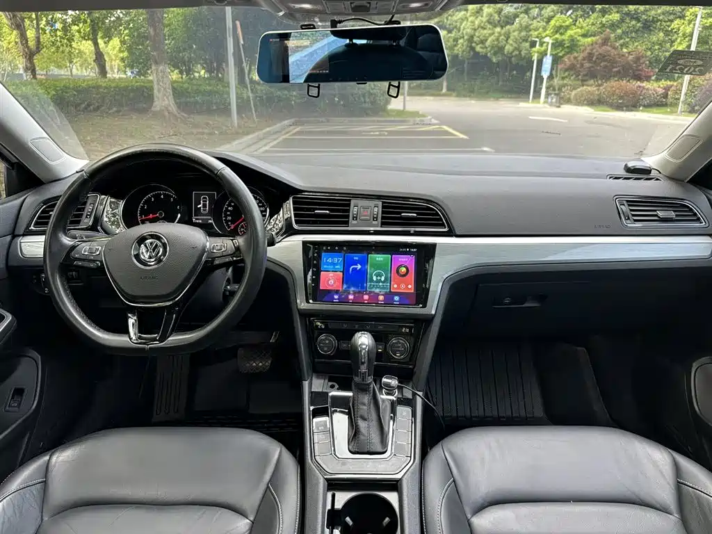Volkswagen Lamando 2015 280TSI DSG Comfort Edition