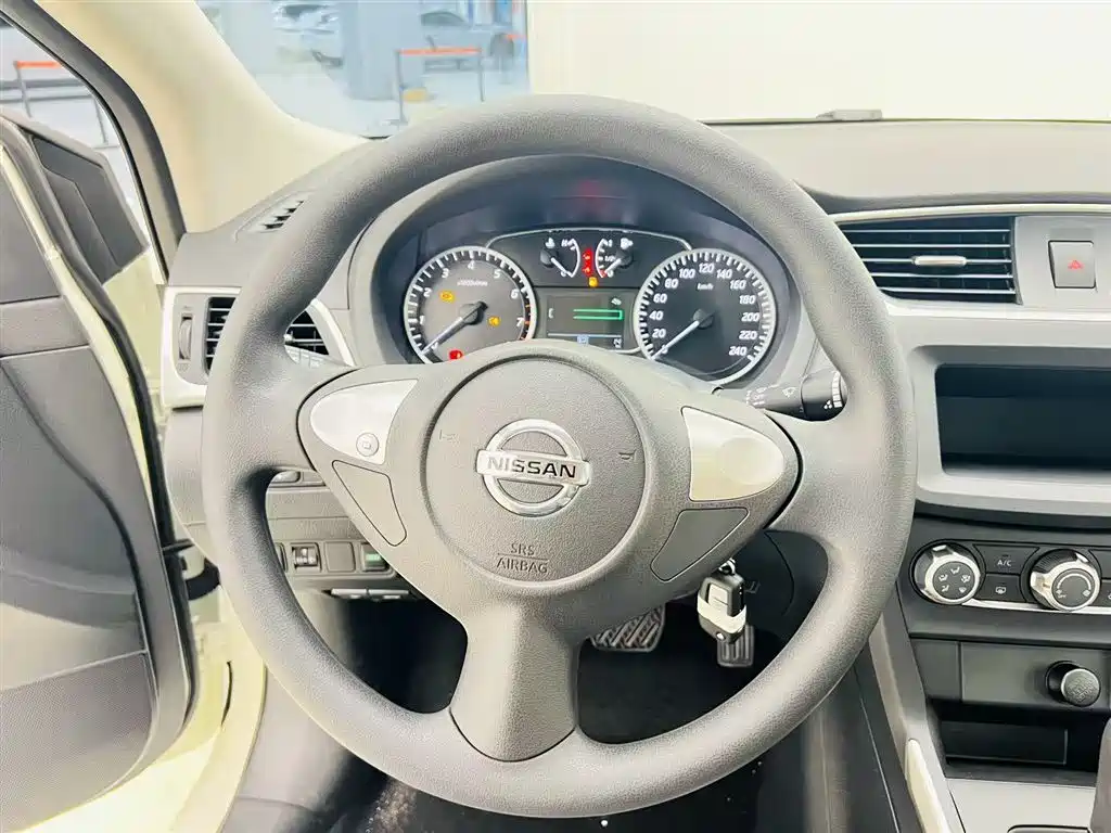 Nissan Sylphy 2024 Facelift II Classic 1.6XE CVT Comfort Edition