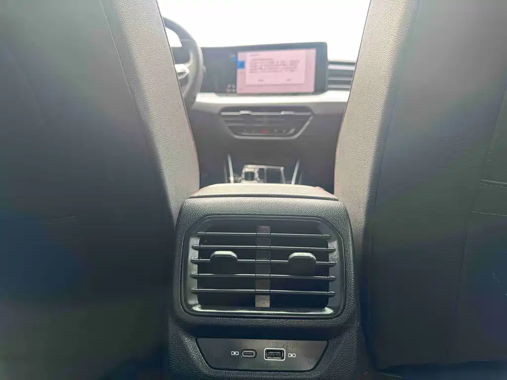 Volkswagen Lamando L 2023 280TSI DSG Cool Spicy Edition