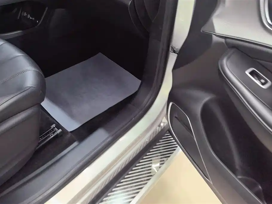 Roewe RX5 MAX 2019 400TGI Automatic 4G Connected Luxury Edition