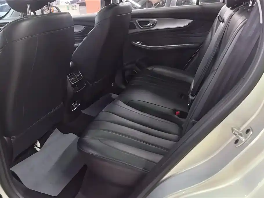 Roewe RX5 MAX 2019 400TGI Automatic 4G Connected Luxury Edition