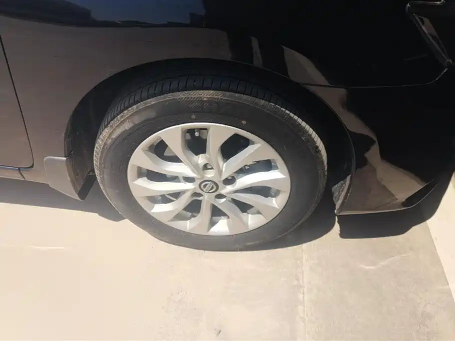 Nissan Sylphy 2018 1.6XV CVT Premium Edition