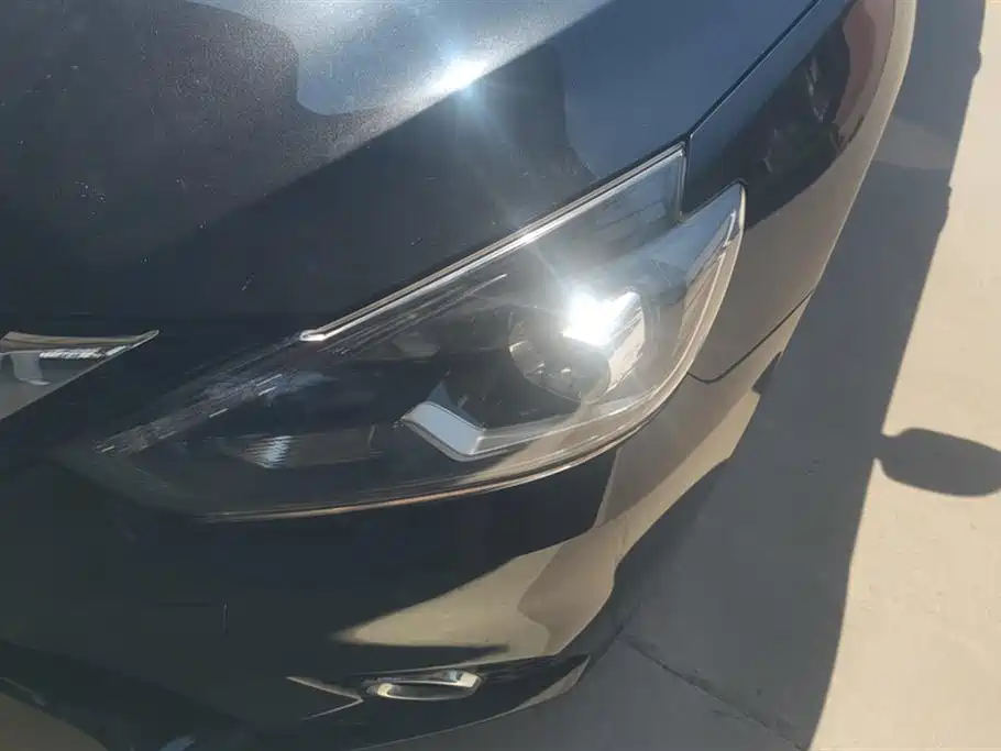 Nissan Sylphy 2018 1.6XV CVT Premium Edition