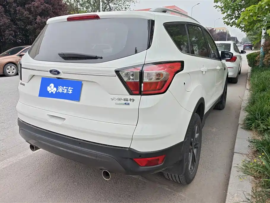 Ford Kuga 2019 EcoBoost 180 FWD Platinum Edition China VI