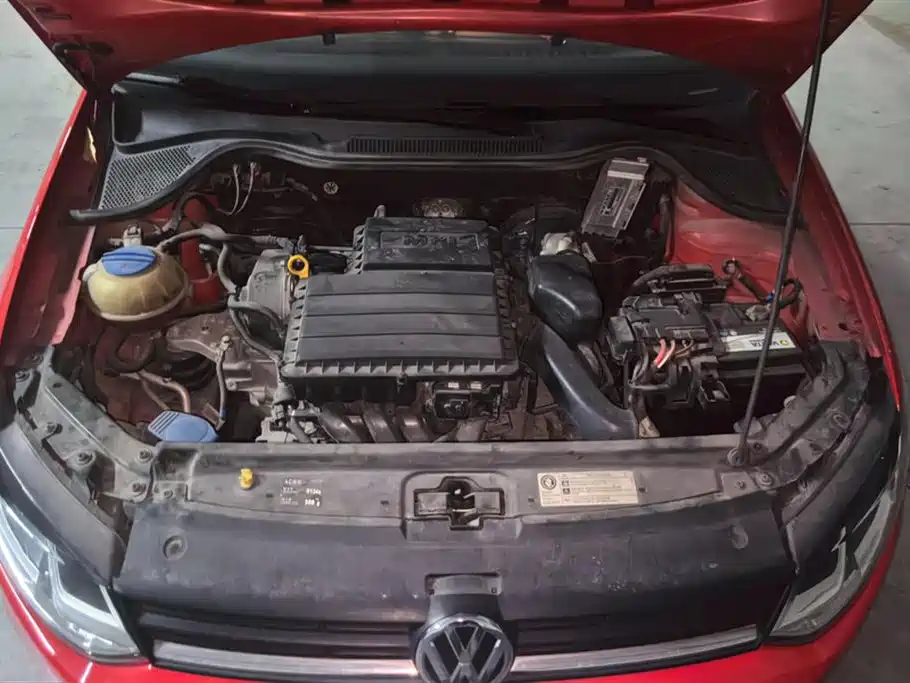 Volkswagen Polo 2016 1.6L Automatic Comfort