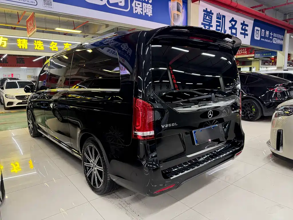 Mercedes-Benz V-Class 2022 V 260 L Long Wheelbase Luxury Edition