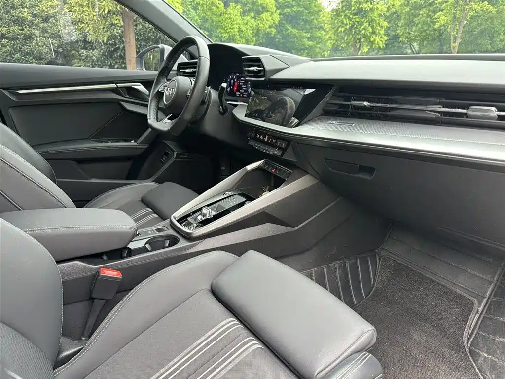 Audi A3 2024 Sportback 35 TFSI Fashion Sport