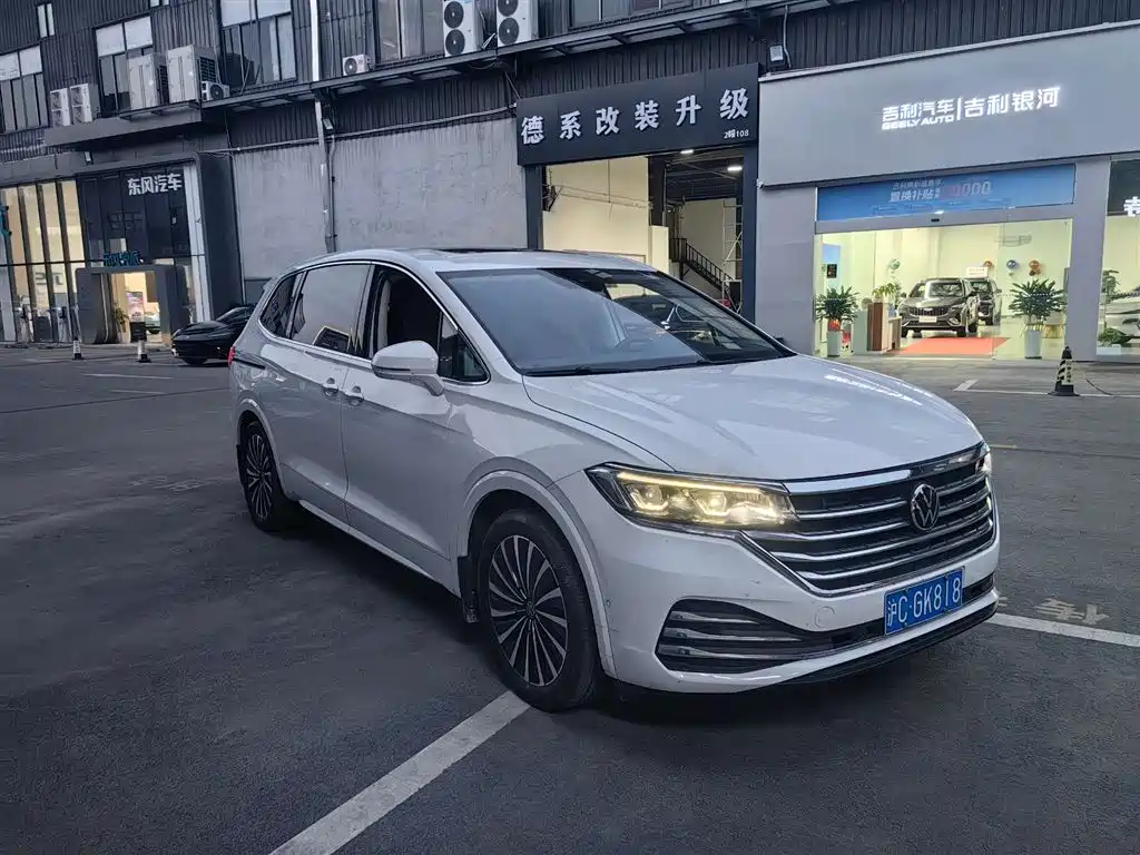 Viloran 2022 380TSI Prestige Edition