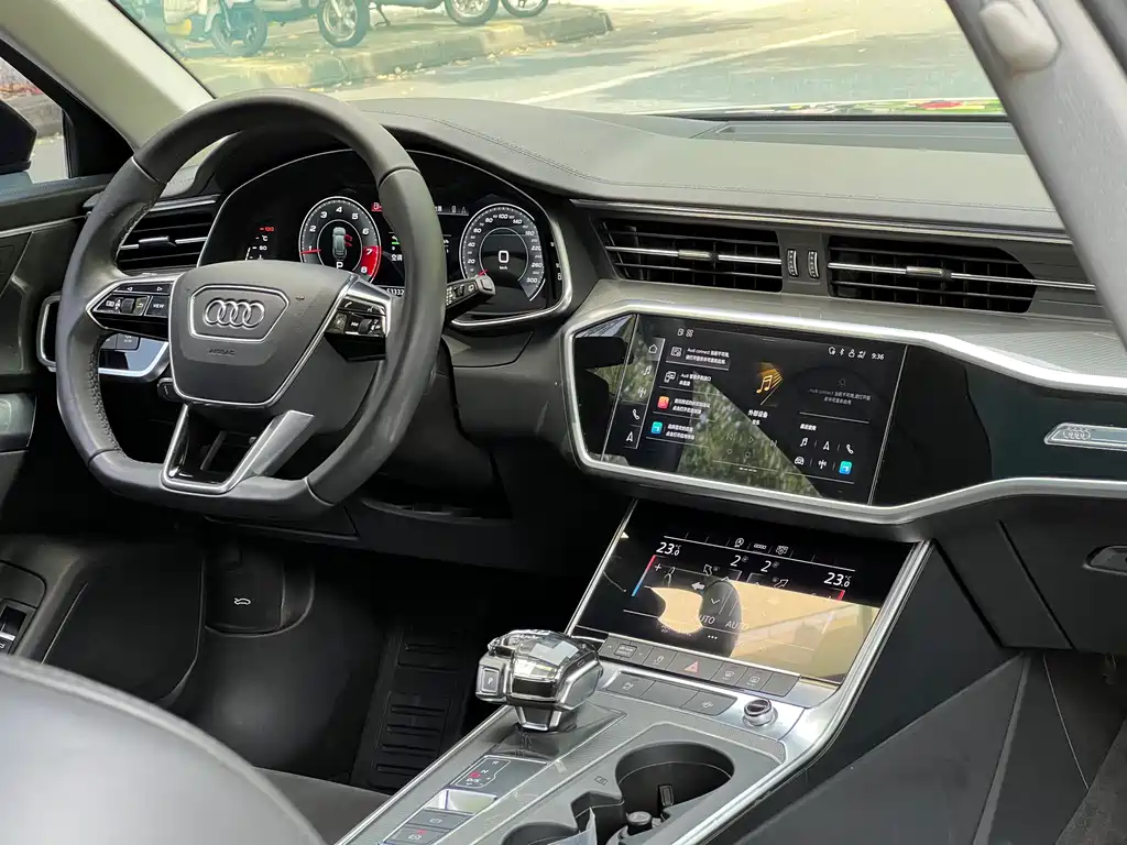 Audi A6 Avant 45 TFSI