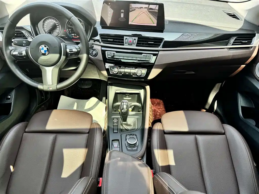BMW X1 2021 sDrive25Li Leading Edition - фото 18