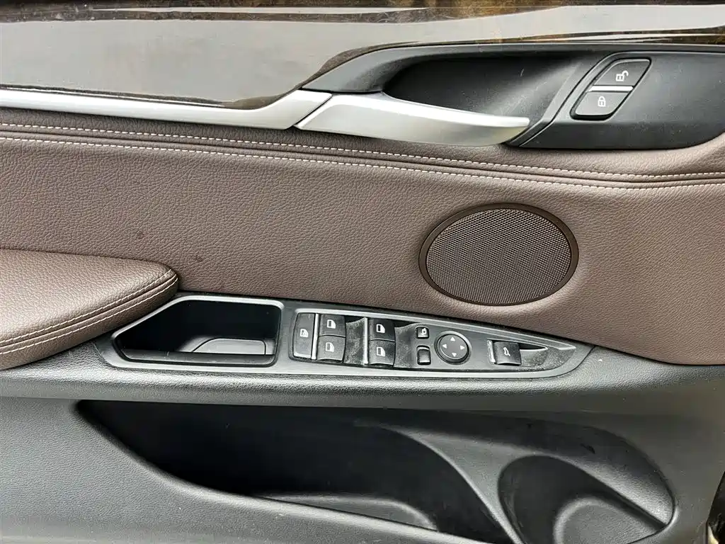 BMW X5 (Import) 2018 xDrive28i - фото 19