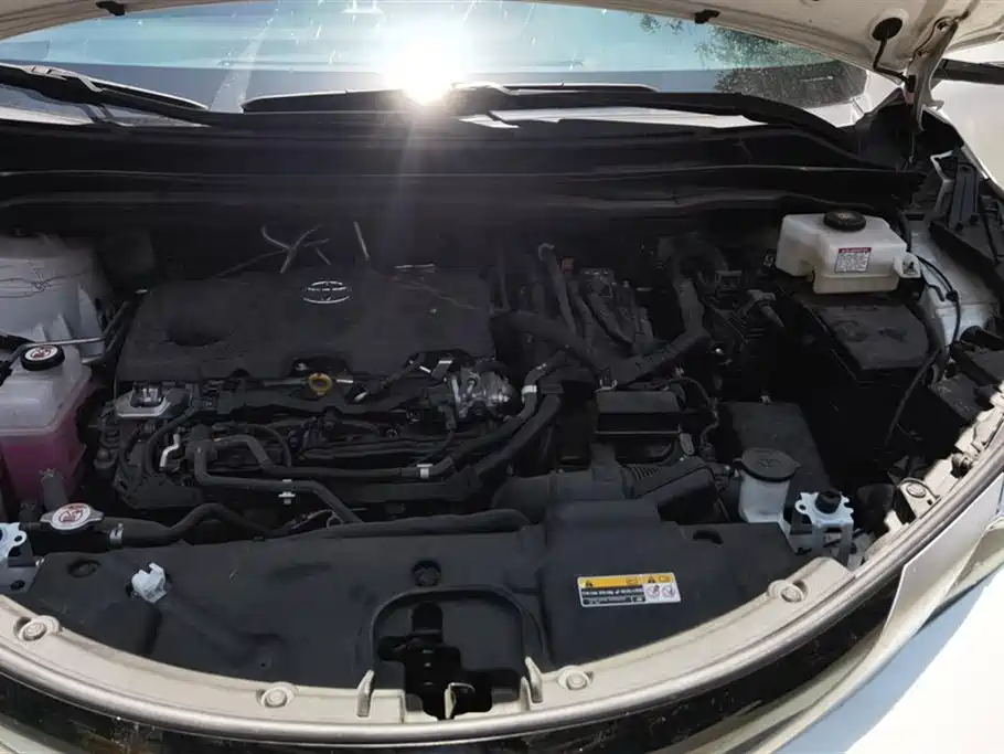 Toyota Sienna 2024 2.5L Hybrid Luxury Edition