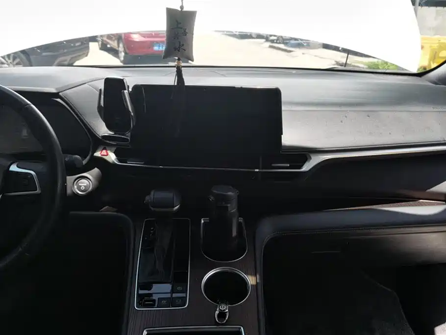 Toyota Sienna 2024 2.5L Hybrid Luxury Edition