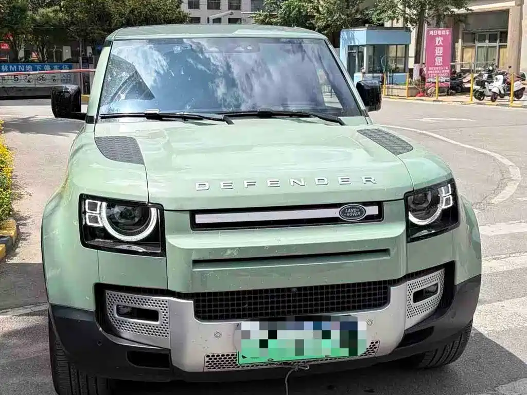 Land Rover Defender 2023 model 110 3.0T P400 75th Anniversary Legacy Edition