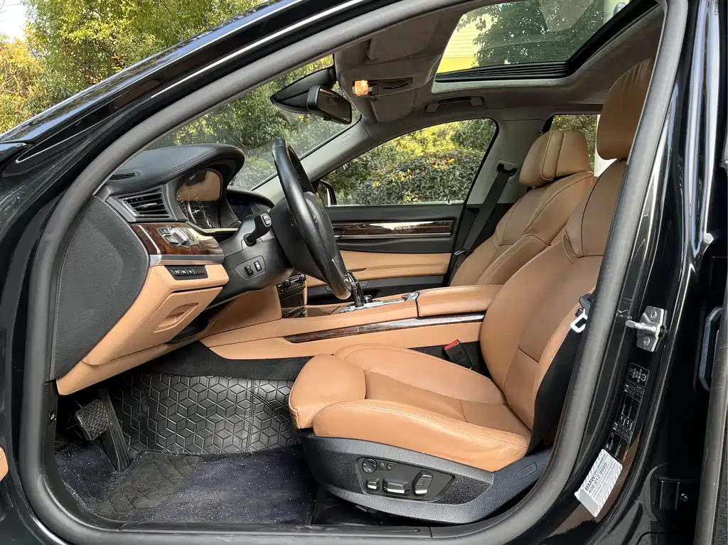BMW 7 Series 2010 760Li