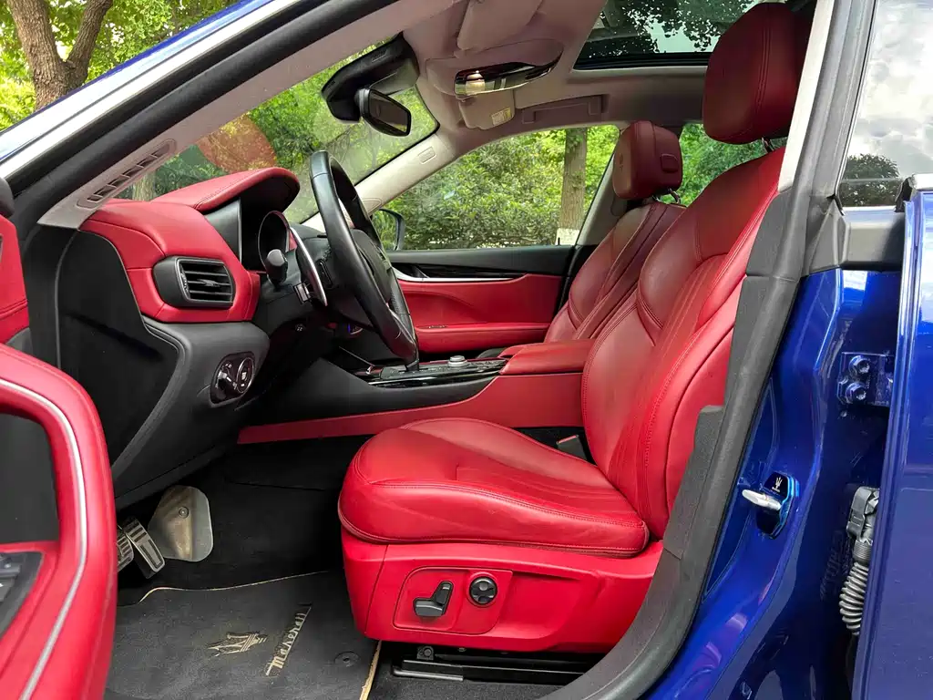 Levante 2018 3.0T Standard Edition