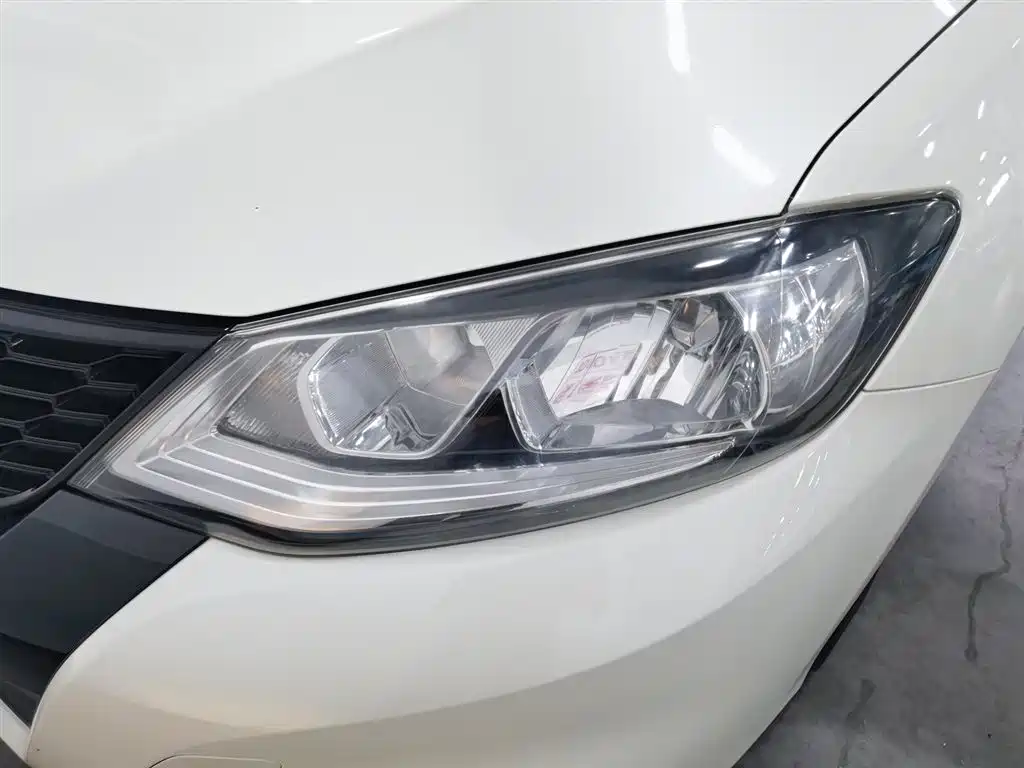 Nissan Tiida 2019 1.6L CVT Smart Edition China VI