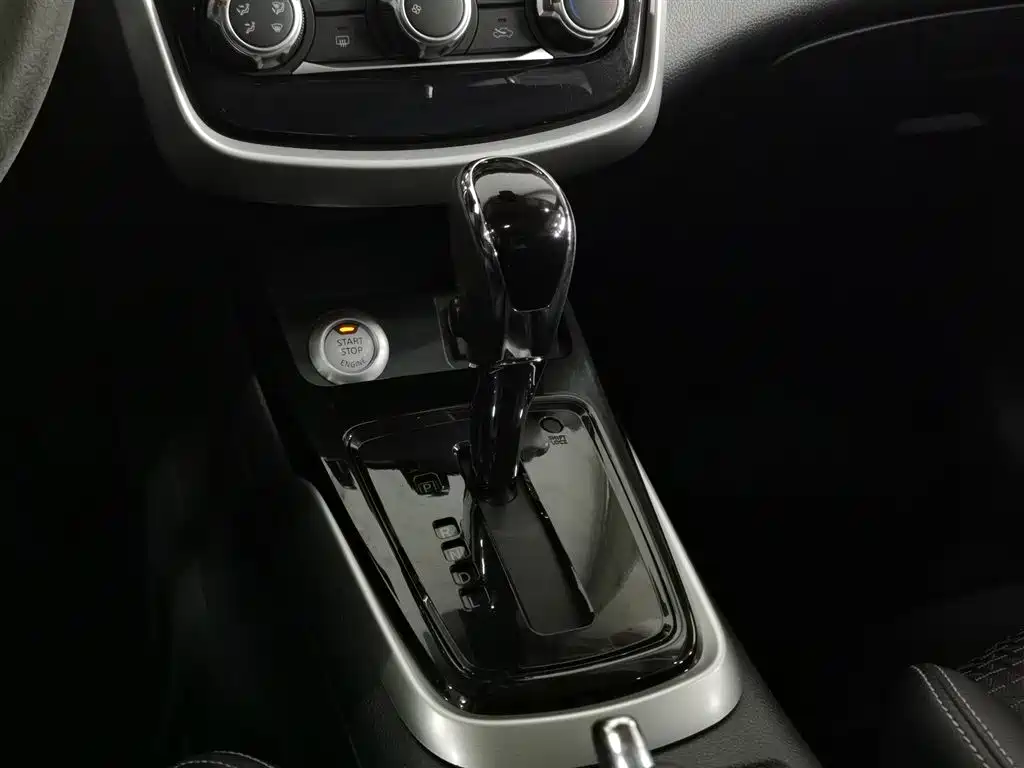 Nissan Tiida 2019 1.6L CVT Smart Edition China VI