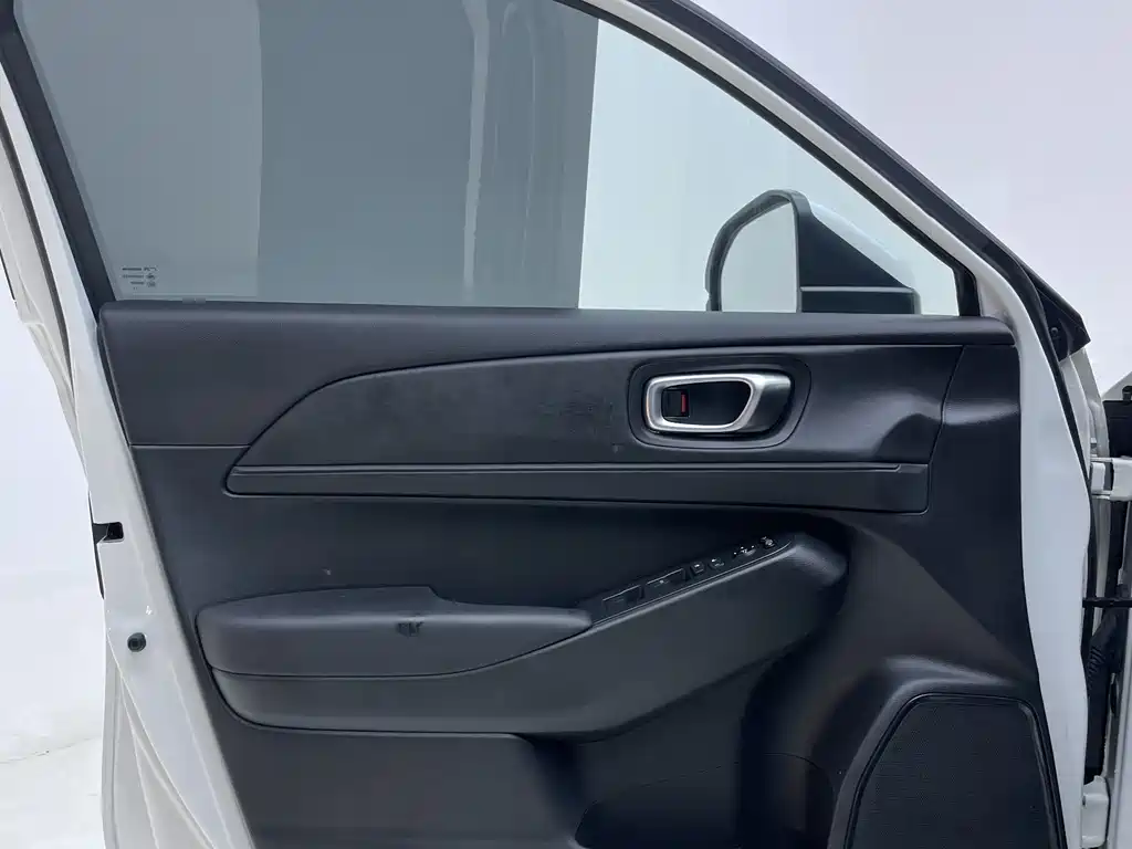 Honda Vezel 2023 1.5L CVT Tech Edition