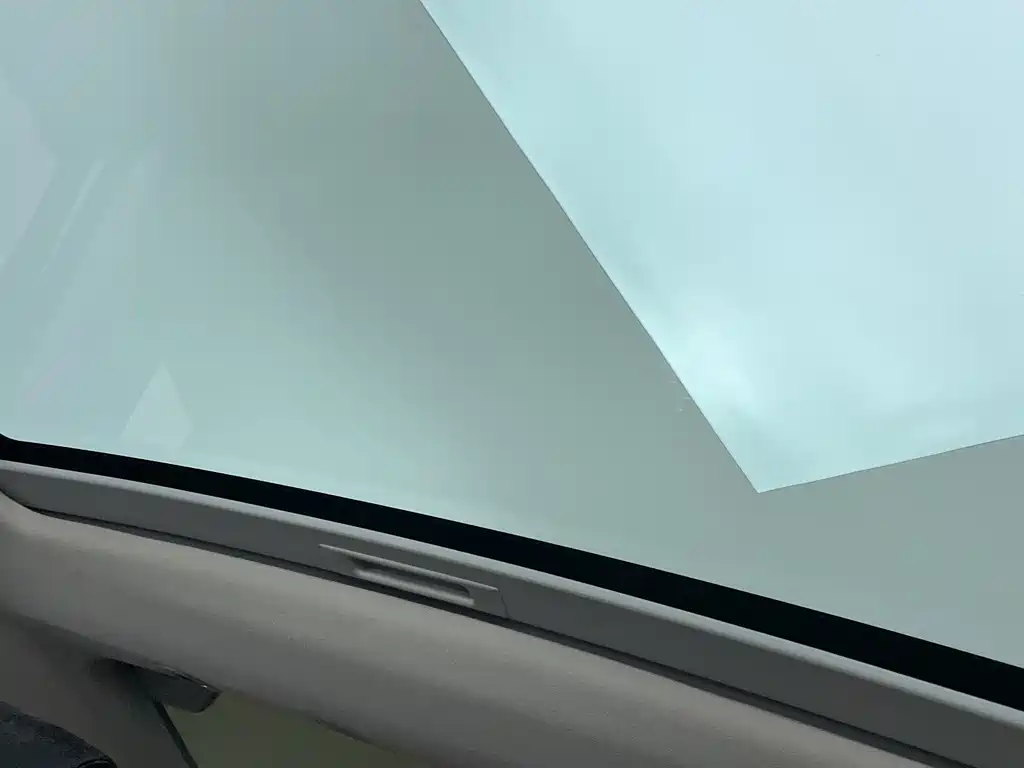 Honda Vezel 2023 1.5L CVT Tech Edition