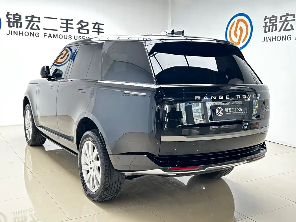 Range Rover 2024 3.0 L6 360PS SE