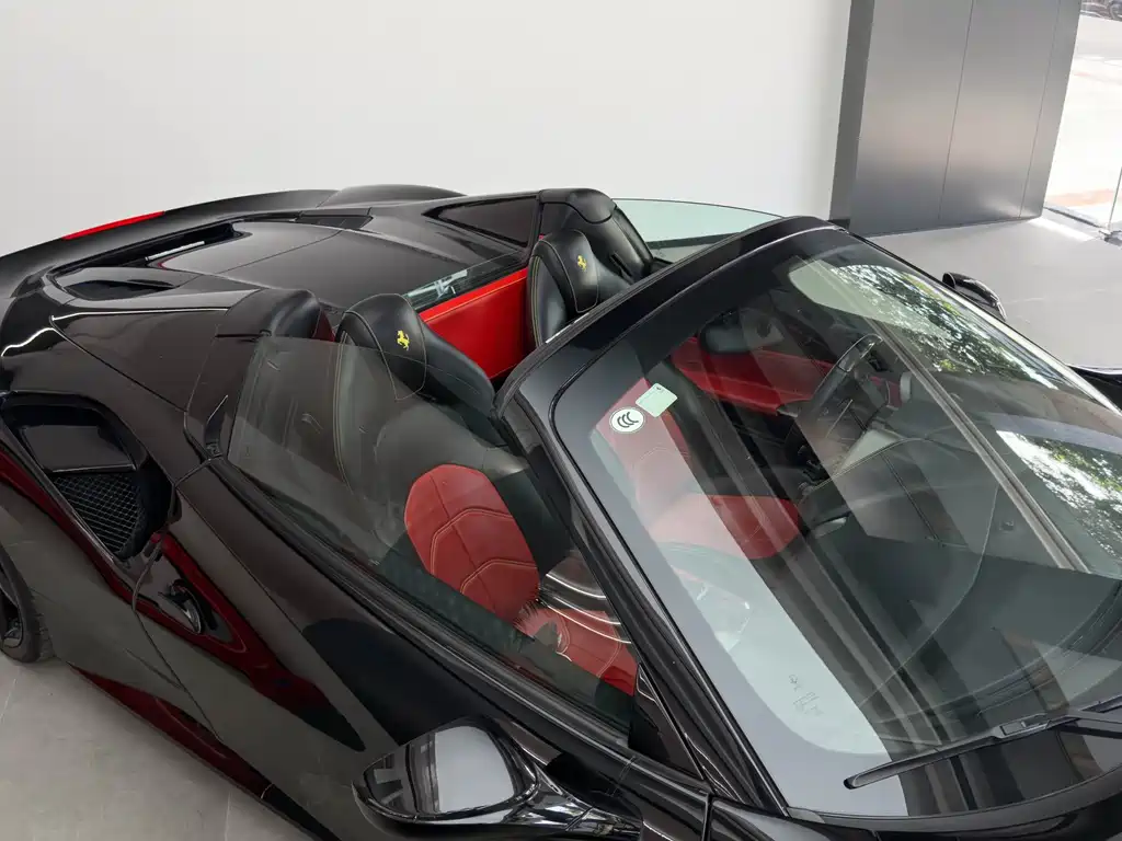 Ferrari 488 Spider