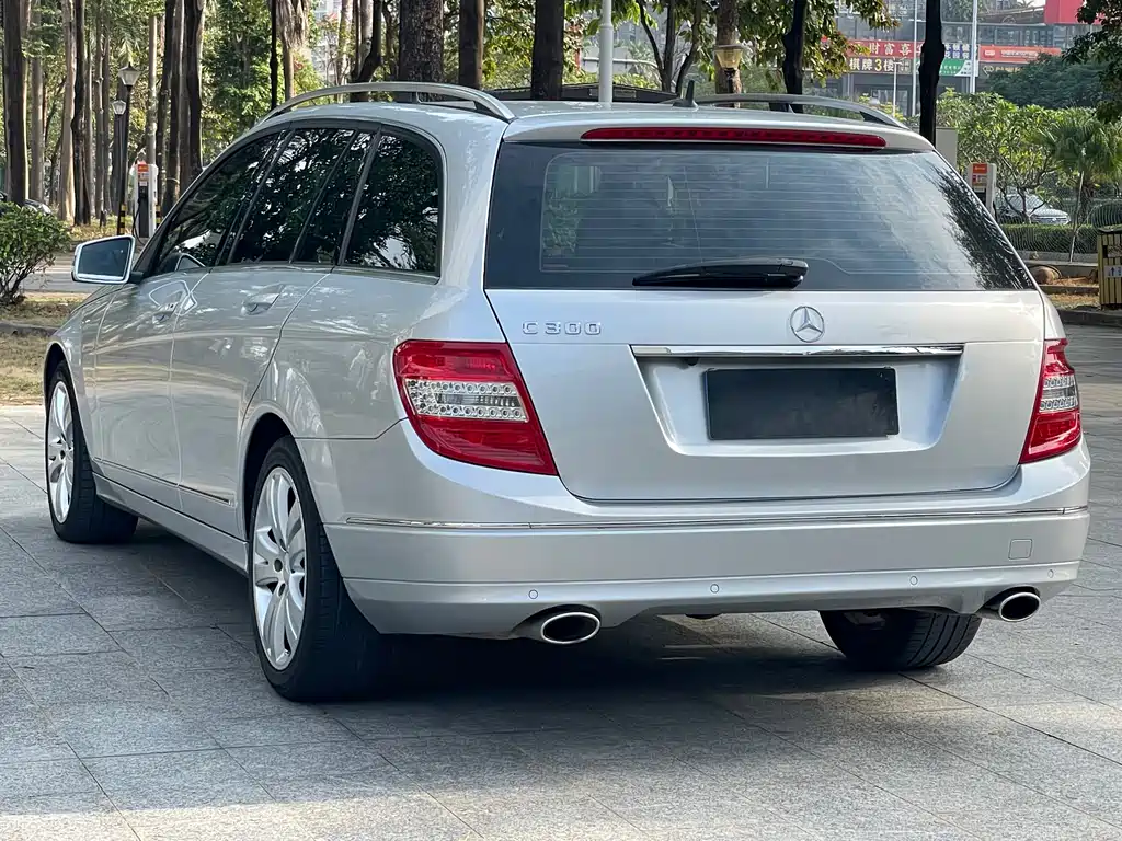 Mercedes-Benz C-Class (Import) 2010 C 300 Estate
