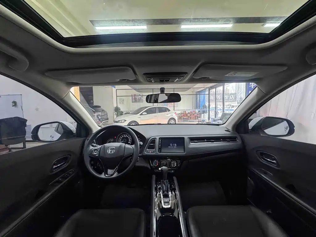 Honda Vezel 2022 1.5L CVT Phantom Night Pioneer Edition