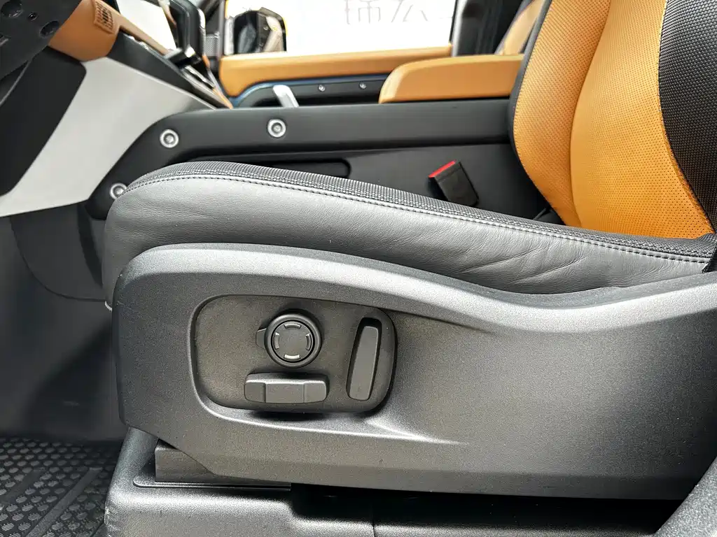 Land Rover Defender 2024 110 3.0T P400 X-Dynamic HSE