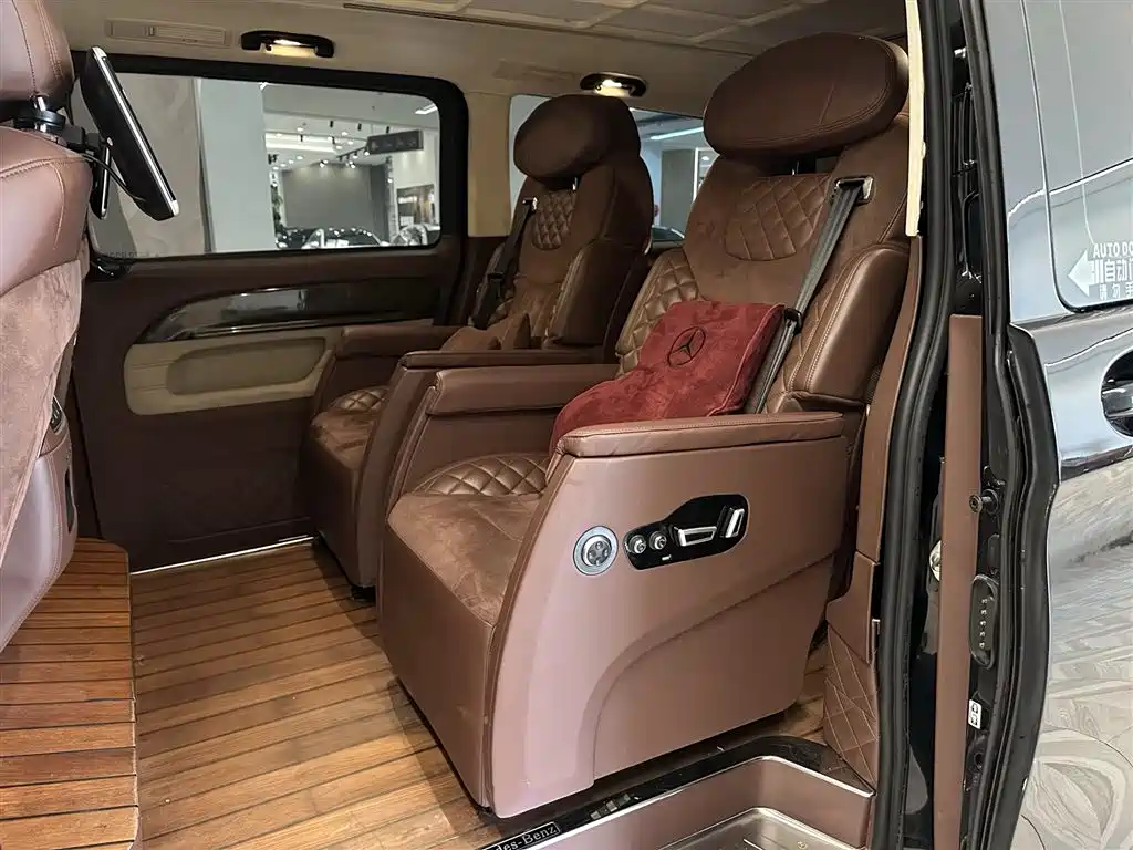 Mercedes-Benz Vito 2016 2.0T Elite Edition