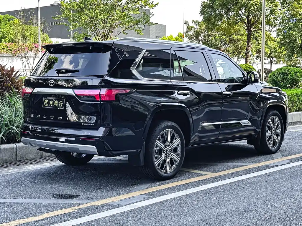 2025 Toyota Sequoia 3.4T Automatic