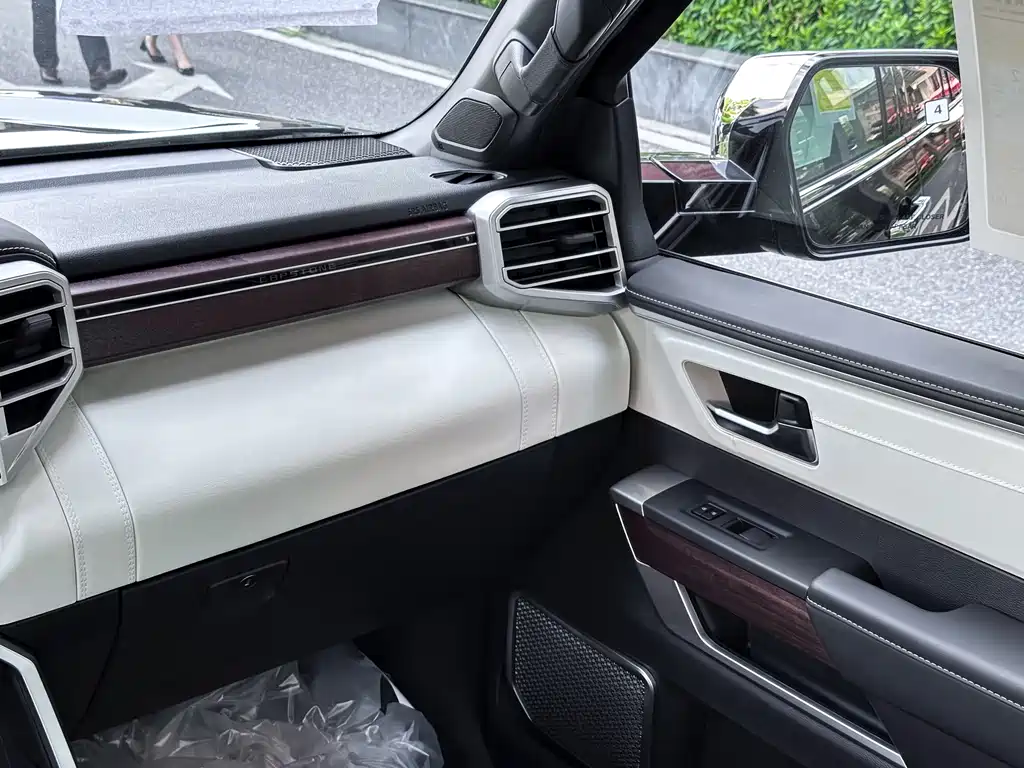 2025 Toyota Sequoia 3.4T Automatic