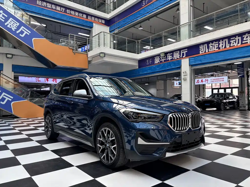 BMW X1 2021 xDrive25Li Exclusive Edition - фото 3
