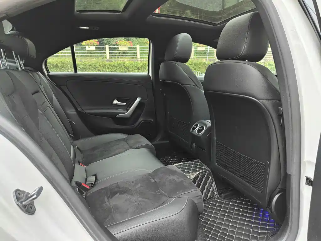 Mercedes-Benz A-Class 2020 Facelift A 200 L Sport Sedan Fashion Edition