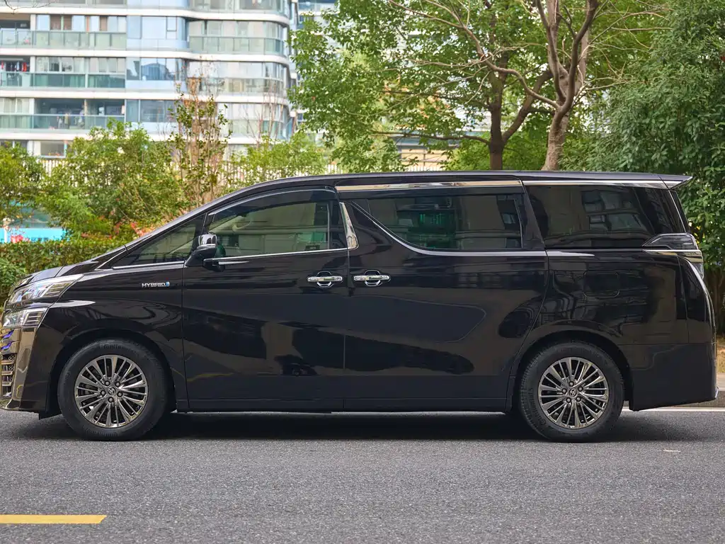 Toyota Vellfire 2019 Hybrid 2.5L HV Premium Edition