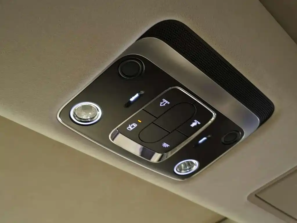 Bentley Flying Spur 2024 4.0T V8 Azure